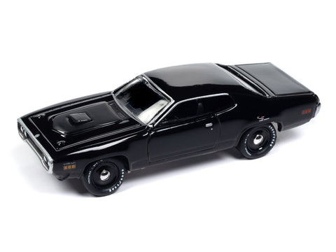 1971 Plymouth Road Runner Gloss Black Johnny Lightning Big J's Garage